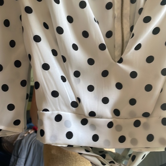 Polka Dot Top l Medium - Picture 4 of 5